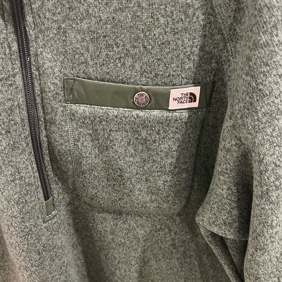 Green north face fleece size large - Picture 4 of 4